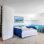 Casa Laura Al Mare Con Piscina Casa vacanze