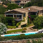 Casa vacanze Casa Laura Al Mare Con Piscina Olbia