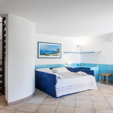 Casa Laura Al Mare Con Piscina Nyaraló