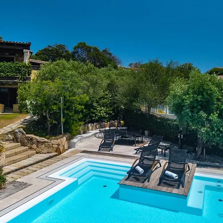 Casa Laura Al Mare Con Piscina * オルビア