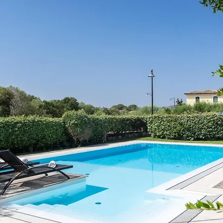 Casa Laura Al Mare Con Piscina Nyaraló