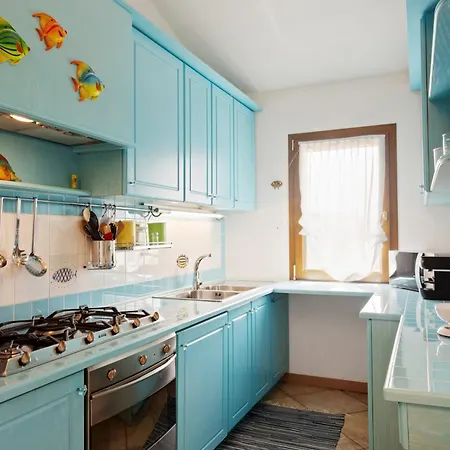 Casa Laura Al Mare Con Piscina オルビア