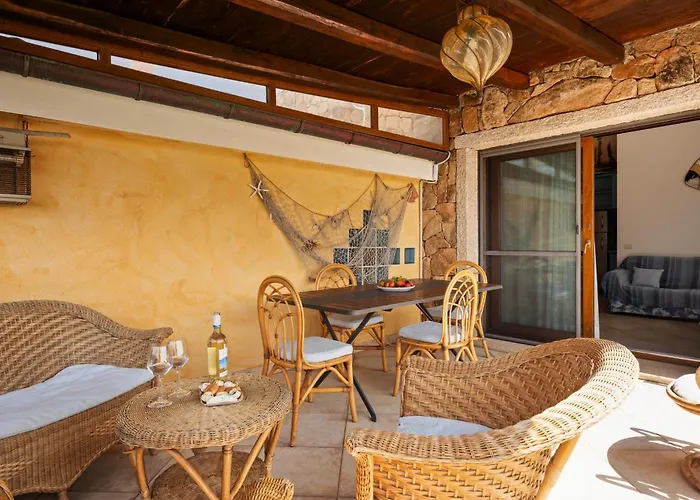 Casa Laura Al Mare Con Piscina Nyaraló Olbia